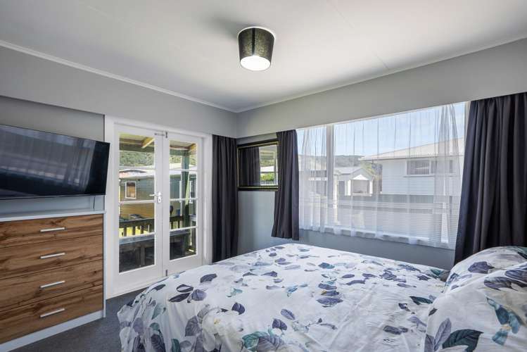 13 Wetherby Grove Wainuiomata_8