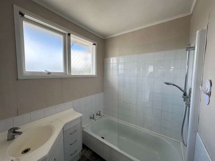 774 Whangaparaoa Road Manly_9