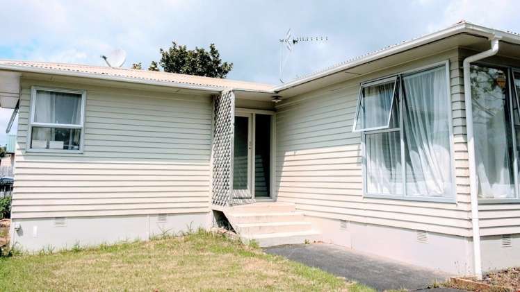 60 Riverpark Crescent Henderson_0