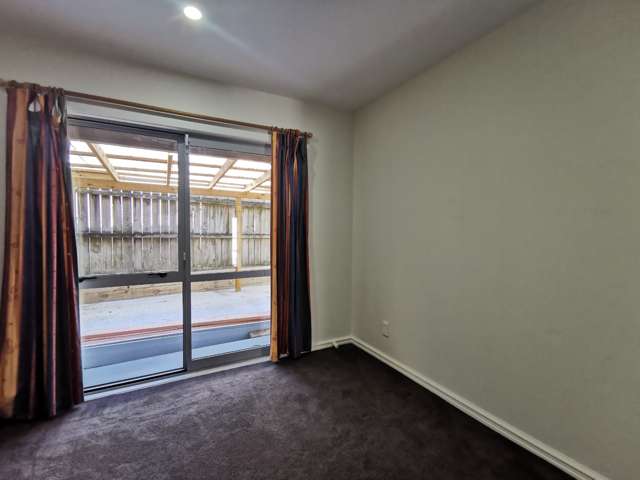 19 Cricklade Terrace Windsor Park_4