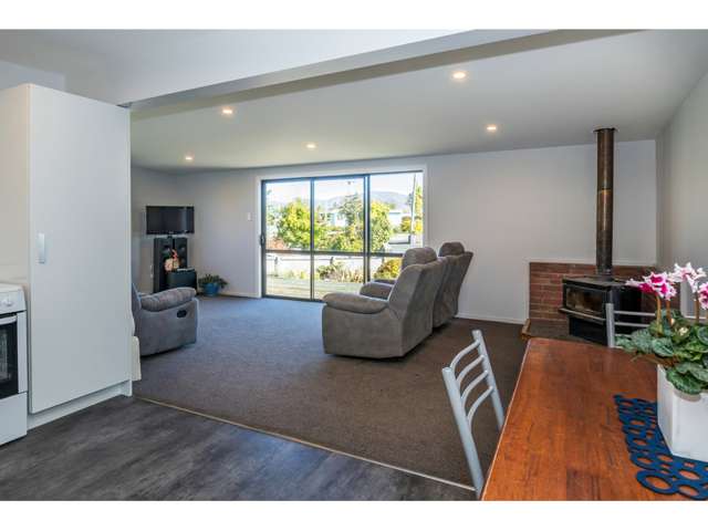 18 Simons Street Twizel_3