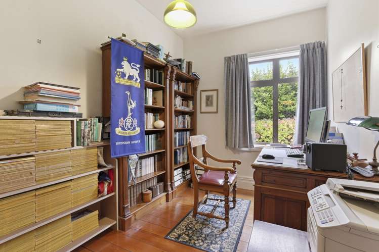 47 Pitcairn Crescent Bryndwr_14