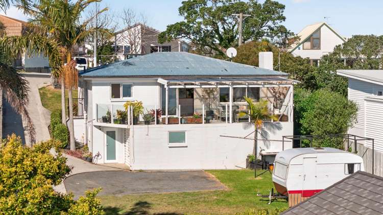954 Whangaparaoa Road Manly_20