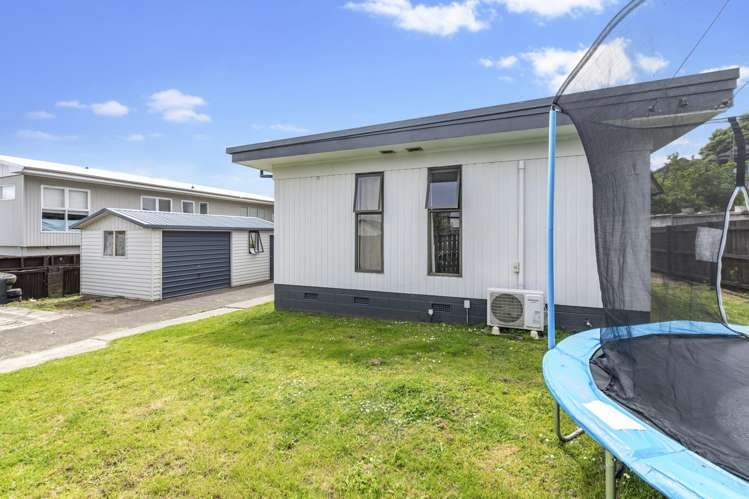 28 Ridgemount Rise Mangere Bridge_15