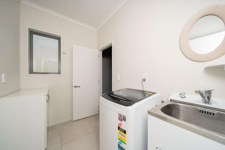 5 Crompton Avenue Churton Park_18