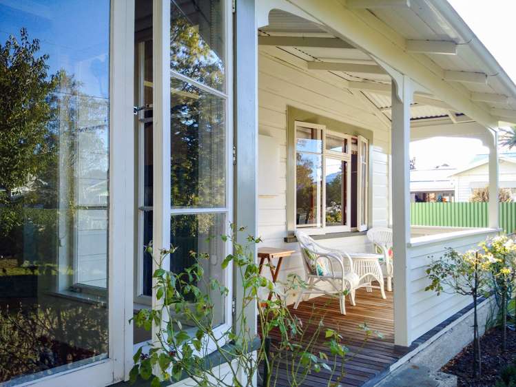 11 Clifton Avenue Carterton_24