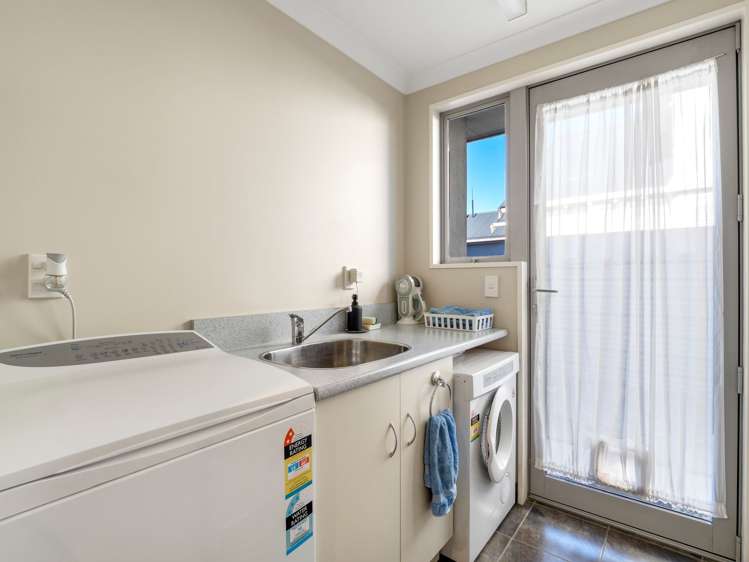38 Middle Road Allenton_16