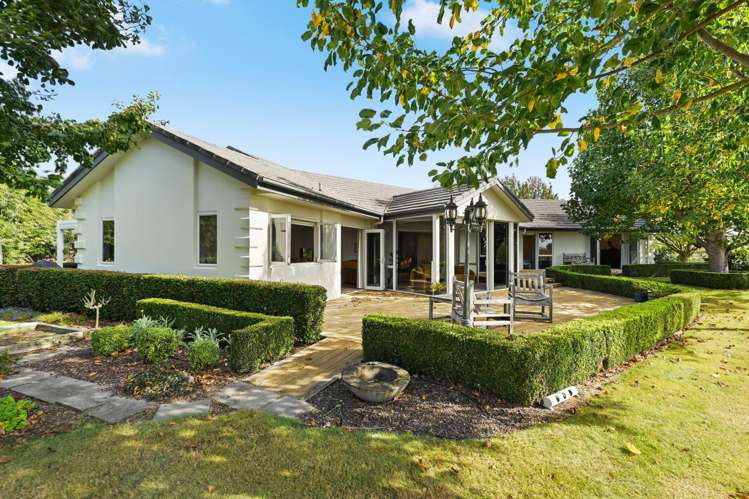 2/234 Gillard Road Ngahinapouri_25