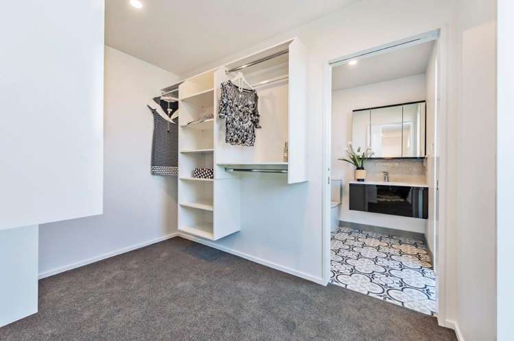 34 Halpin Drive Lincoln_12