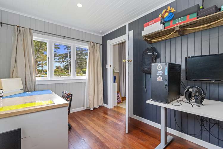 1 Russell Avenue Te Aroha_18