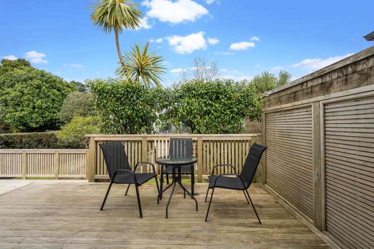 136 Peary Road Mount Eden_15