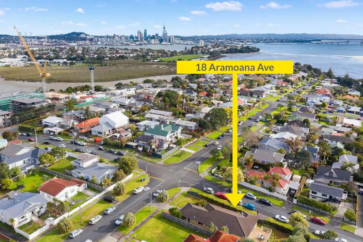 18 Aramoana Avenue Devonport_16