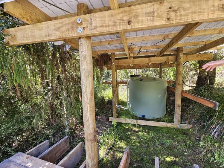 215 Clifton Road Kaiata_26