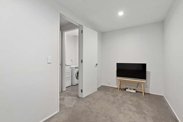 9/83 Hinemoa Street Birkenhead_17