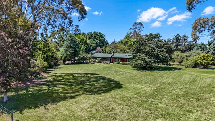 73 Chinnerys Road Woodend_28