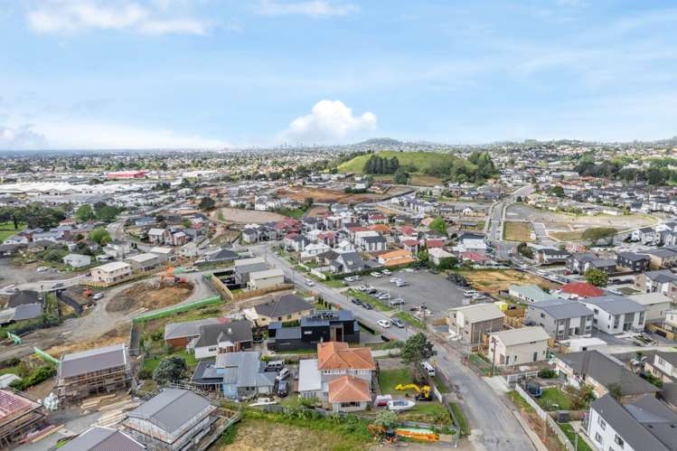 4 Playfair Road Mount Roskill_17