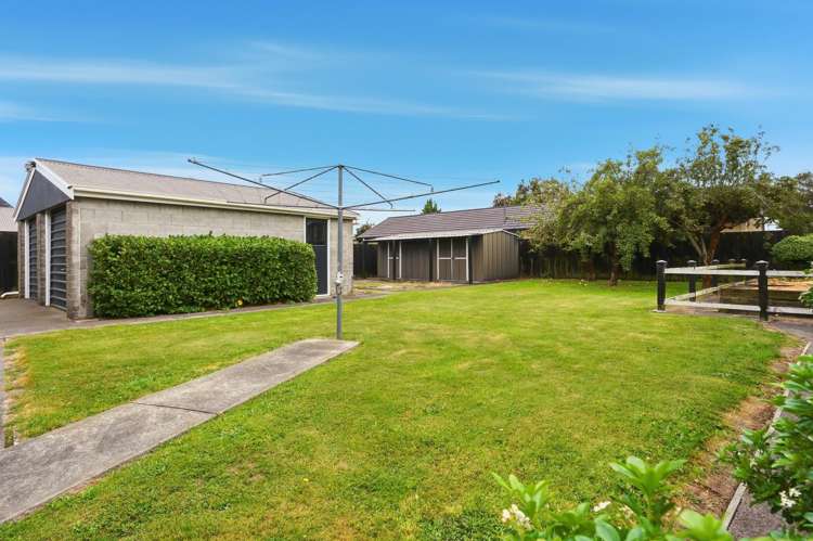 32 Reynolds Avenue Bishopdale_14
