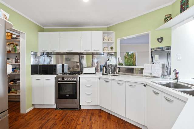 248 Beach Road Onerahi_2