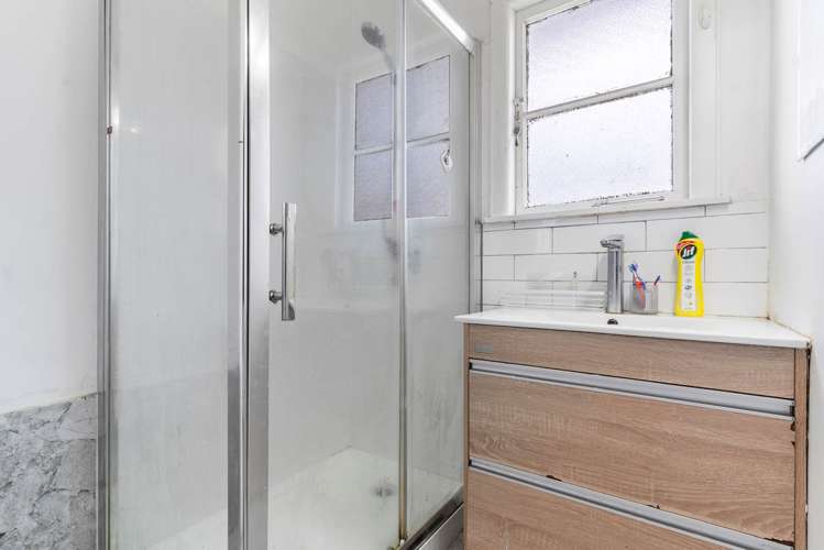 2/121 East Tamaki Road Papatoetoe_11