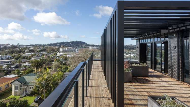 305/2 Finch Street Morningside_21