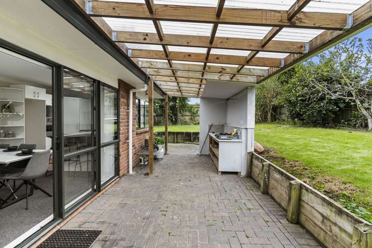 17 Broadhurst Road Flat Bush_11