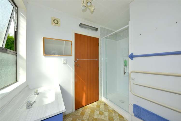 1 James Drive Diamond Harbour_12