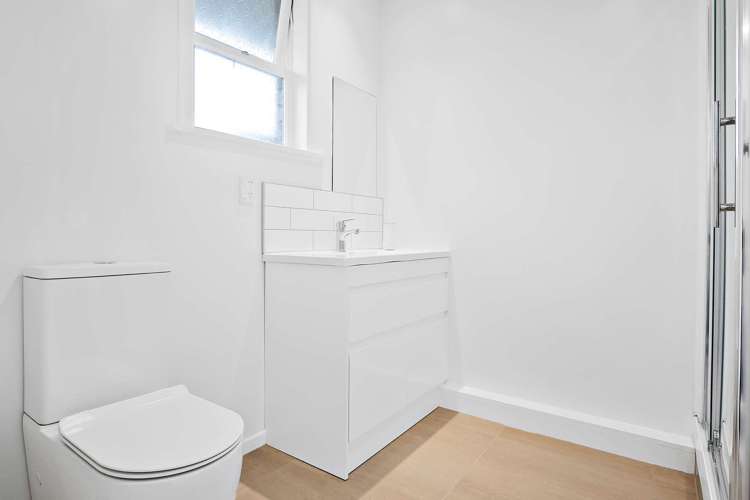 3/82 Portage Road New Lynn_9