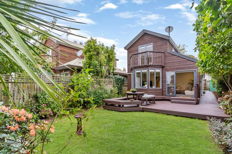 2/20 Fifth Avenue Mount Albert_0