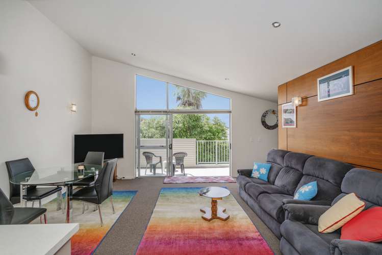 11/18 Eyre Street Whitianga_6