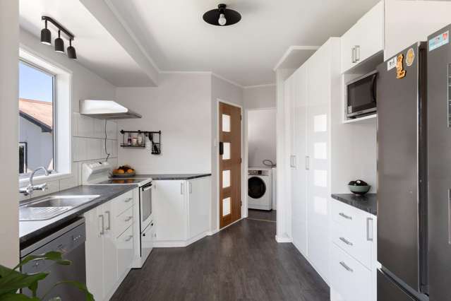 4 Anita Grove Riverdale_4