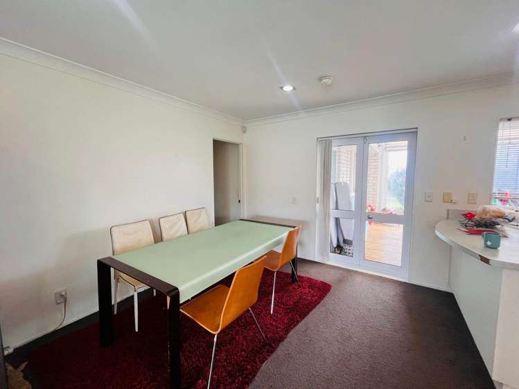 2/1 Amadeus Place Northpark_5