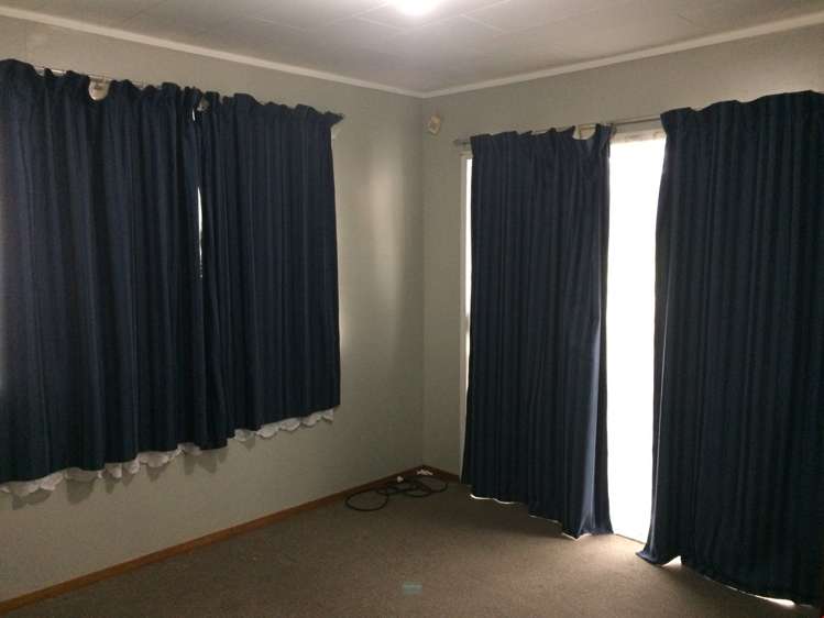 9 Espada Place Clover Park_3