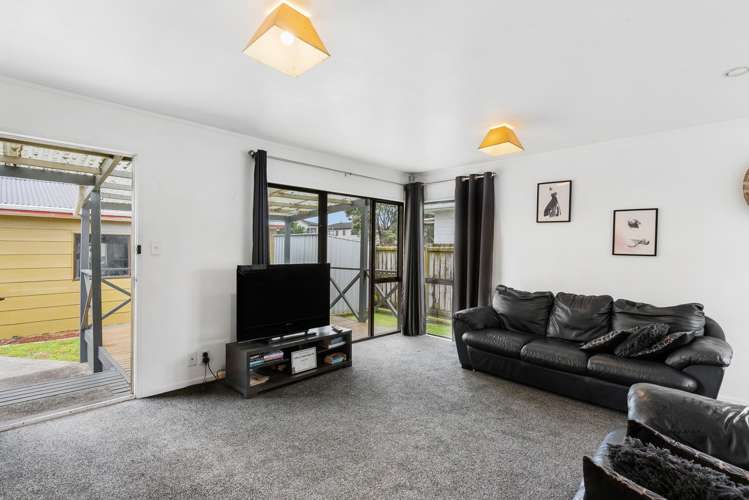 2/23 Marr Road Manurewa_4