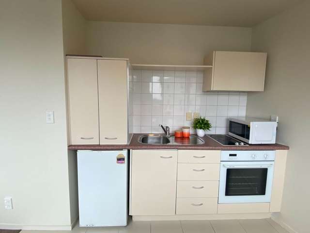 1404/33 Mount Street City Centre_2