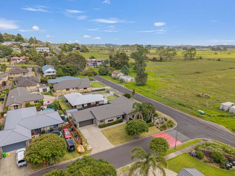 2 Four Oaks Place Pukekohe_19