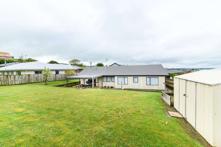 2 Logan Grove Feilding_19