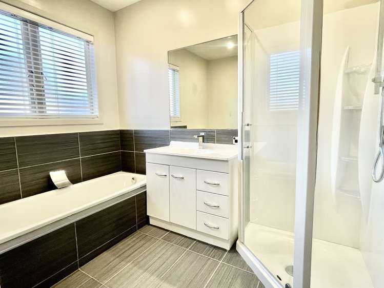 1/213 Te Atatu Road Te Atatu South_8