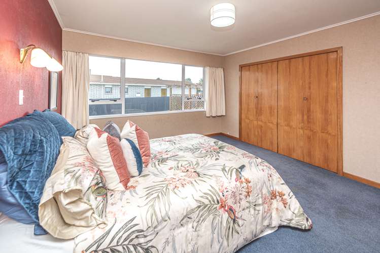 11 Lindsey Crescent Springvale_10