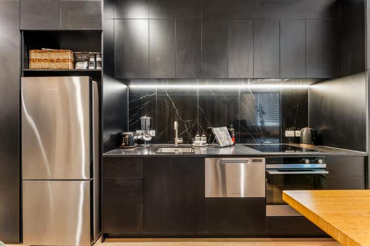 2/163 Hobsonville Point Road_2