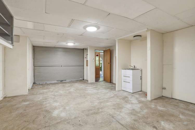 360 Kaikorai Valley Road Bradford_22