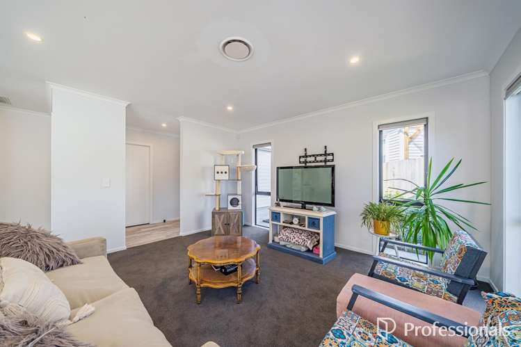 16a Sharpe Crescent_4