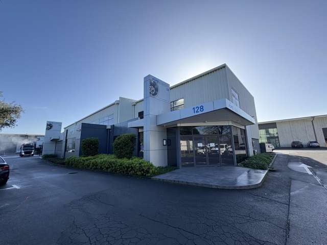 128A Hugo Johnston Drive Penrose_2