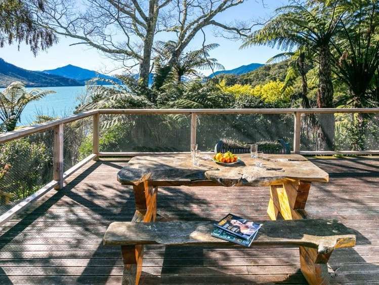 528 Moetapu Bay Road Anakiwa and Surrounds_5