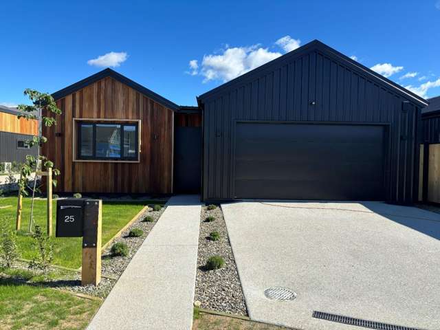 3 BEDROOMS - CROMWELL