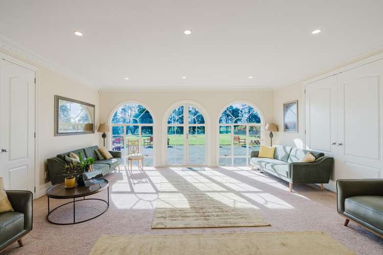 170 Foster Road Temple View_11