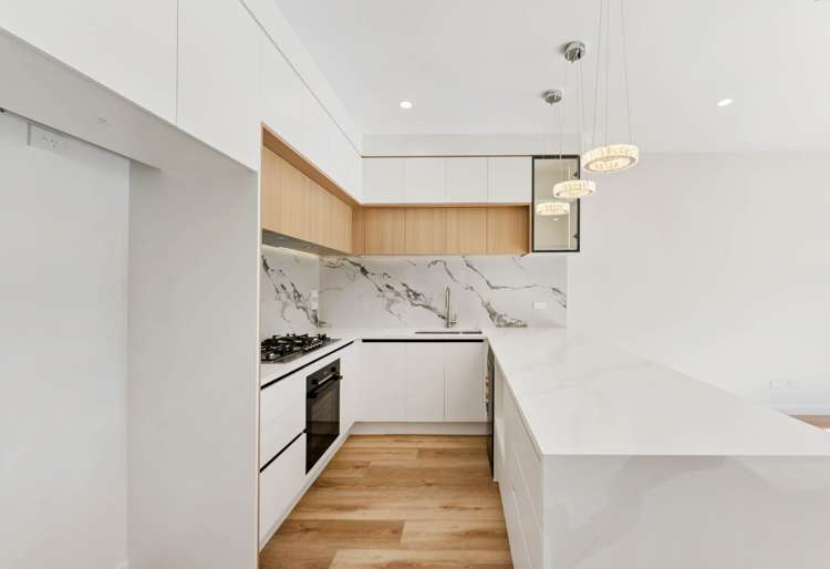 16 Tiller Street_5