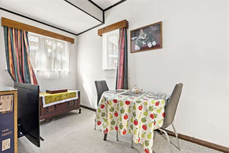 60 Kinghorne Street Strathmore Park_5