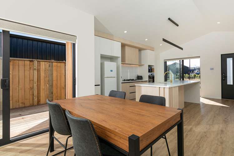 23 Wooing Tree Avenue Cromwell_8