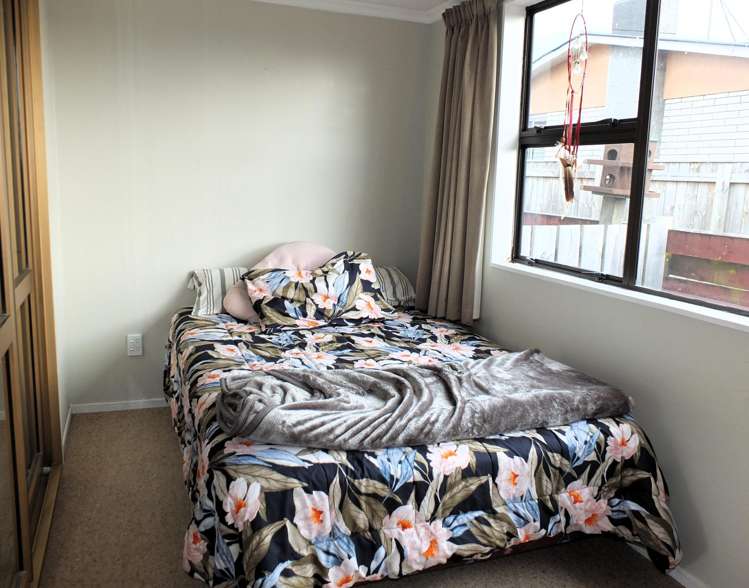 76 Cook Street Foxton_9