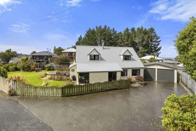 Big land, easy living and double garaing